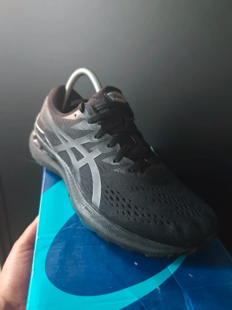 Used Asics GEL-KAYANO 28 bike — image 5 of 5