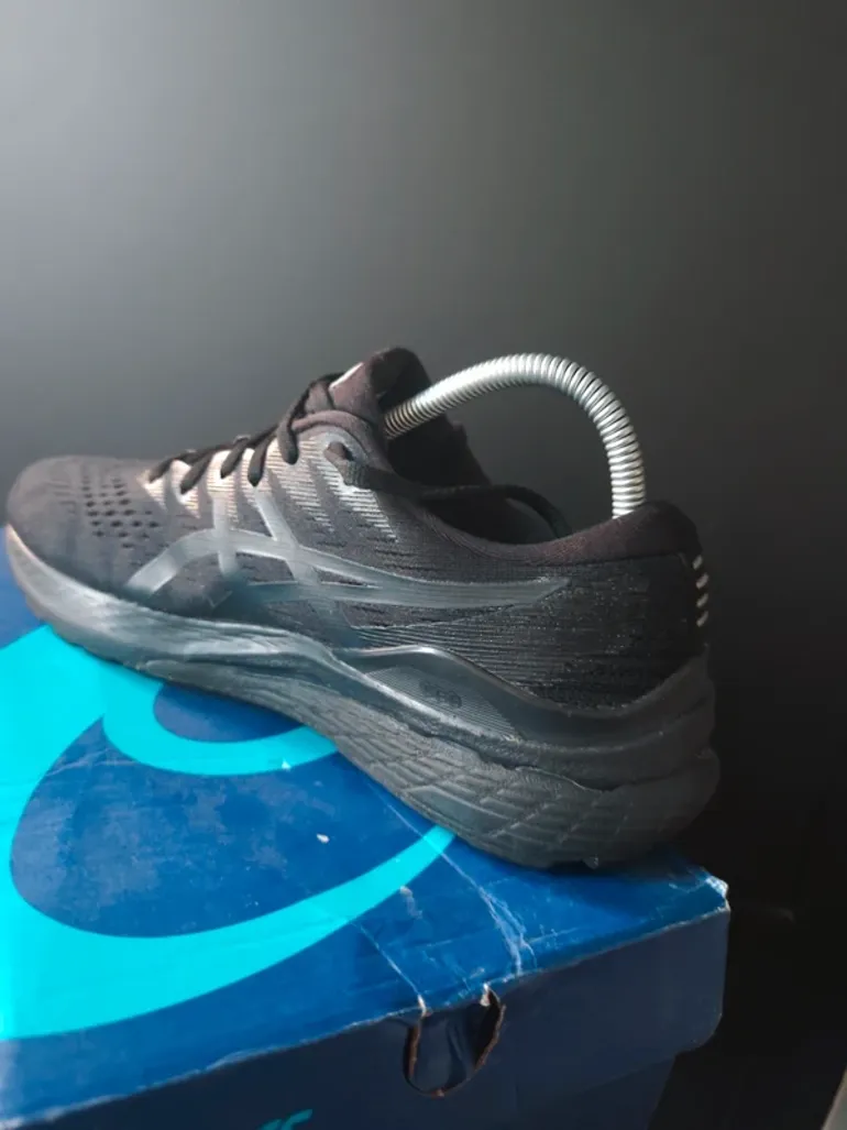 Used Asics GEL-KAYANO 28 bike — image 4 of 5