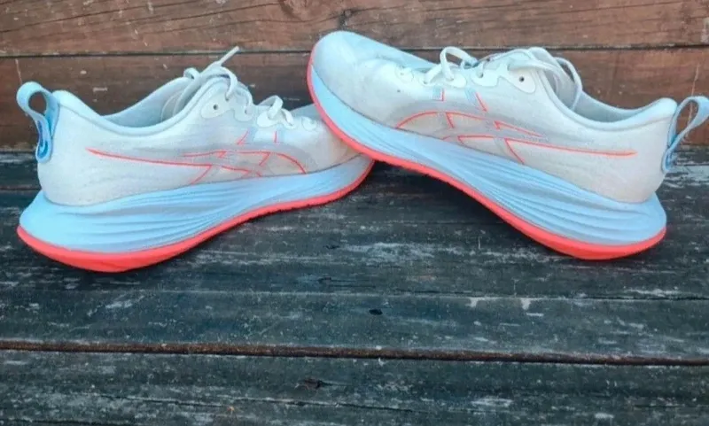 Brugt Asics Cumulus 27 Running Shoes