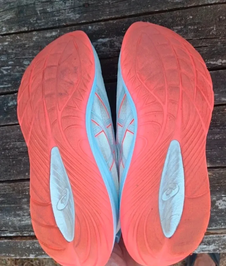 Used Asics Cumulus 27 bike — image 4 of 5