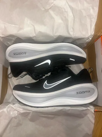 Used Nike Vomero Plus bike — image 1 of 4