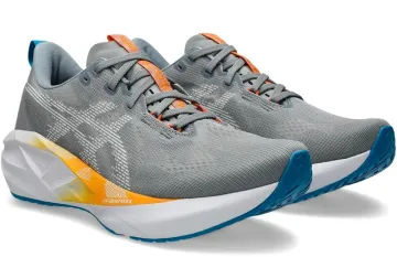 Used Asics NOVABLAST 5 bike — image 1 of 5