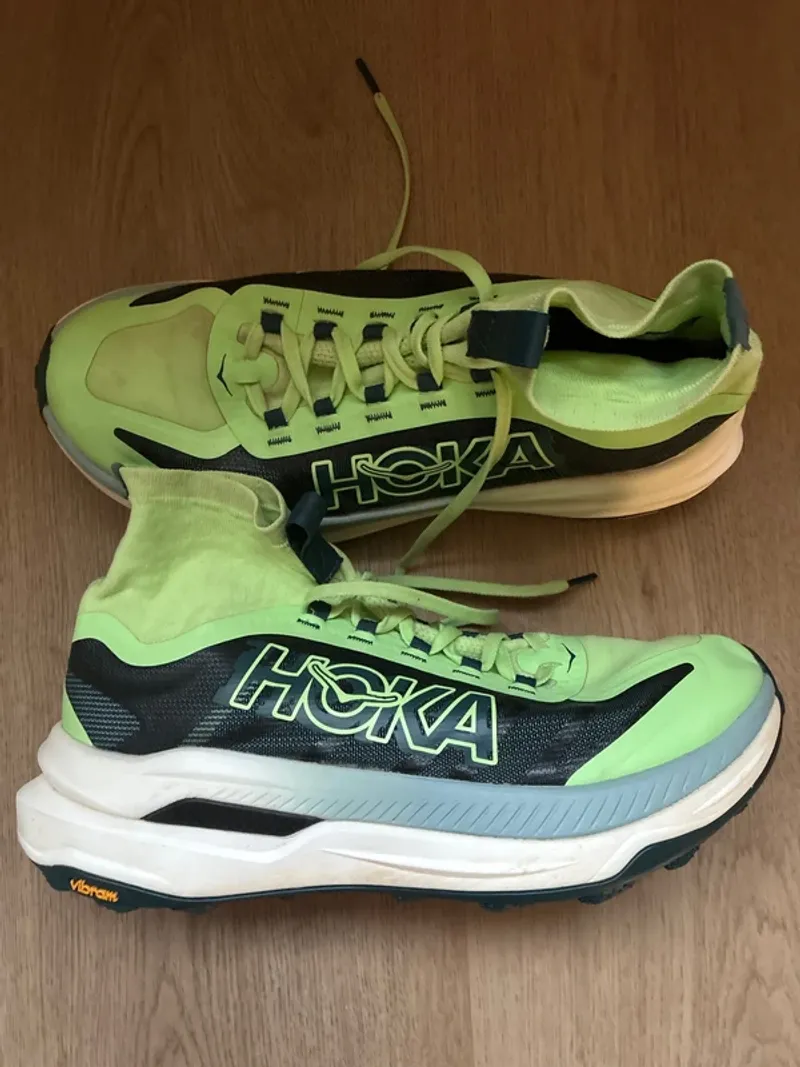 Used Hoka Tecton x 3 Running Shoes