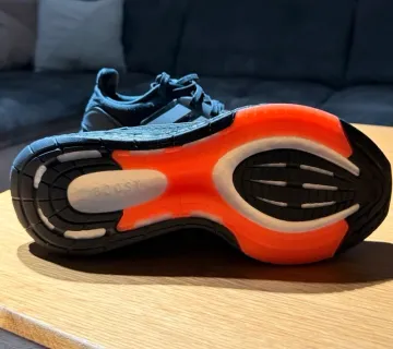Used Adidas Pureboost 22 bike — image 2 of 3