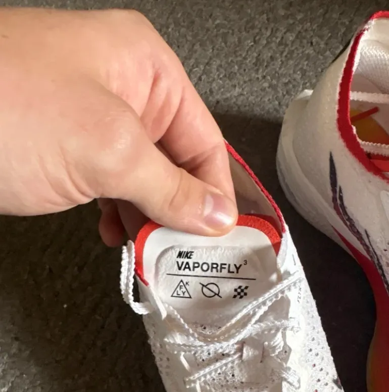 Used Ideal Vaporfly 3 bike — image 2 of 5