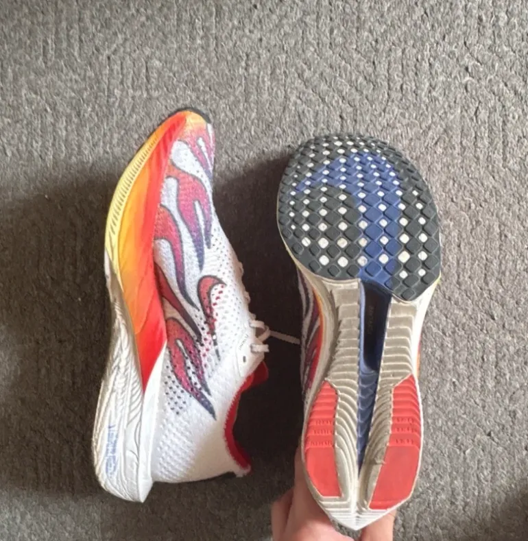 Used Ideal Vaporfly 3 bike — image 5 of 5