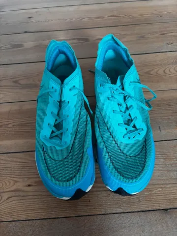 Used Nike Vaporfly Next% 2 bike — image 1 of 5