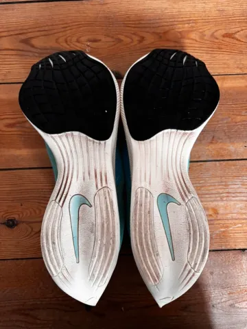 Used Nike Vaporfly Next% 2 bike — image 3 of 5