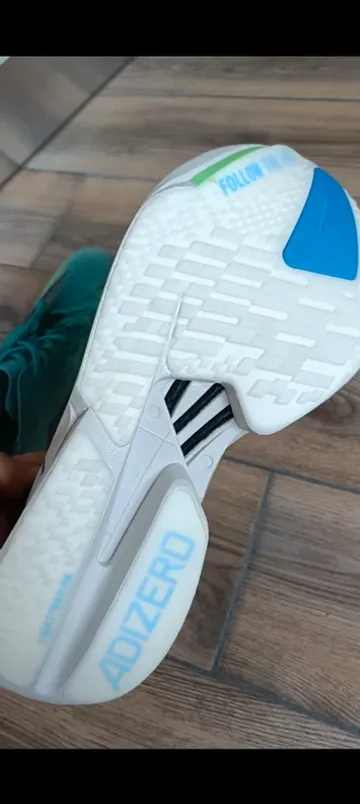 Used Adidas Adizero Adios 4 pro bike — image 5 of 7