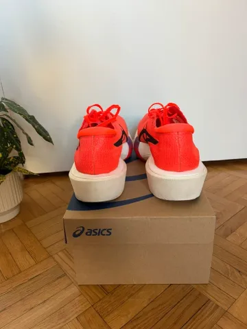 Used Asics Metaspeed Edge Tokyo bike — image 3 of 6