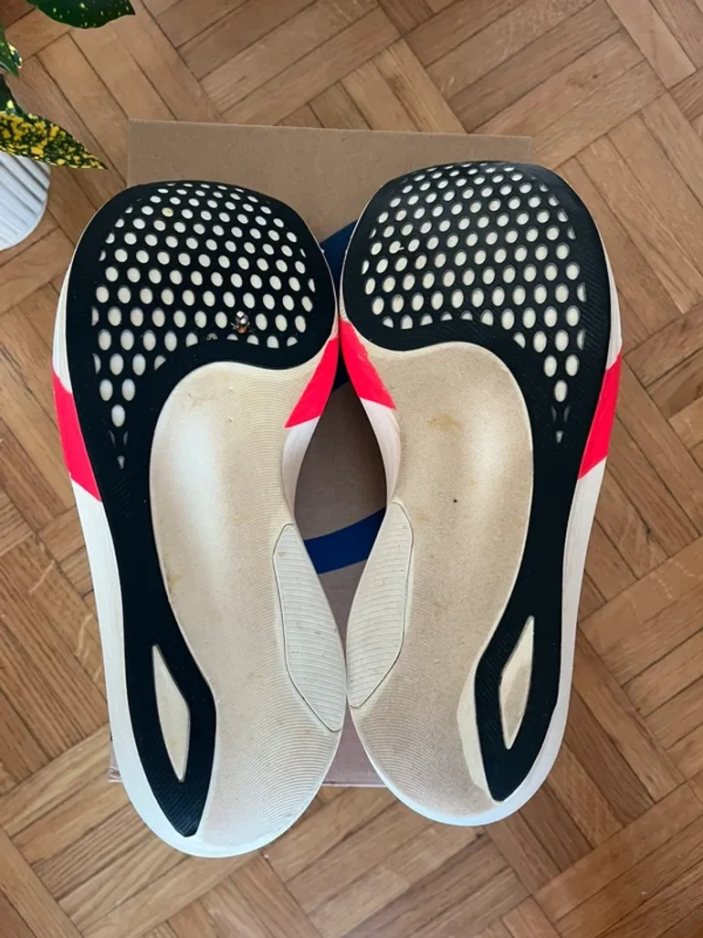 Used Asics Metaspeed Edge Tokyo bike — image 6 of 6