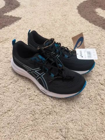 Used Asics Scarpe 43.5 bike — image 1 of 7