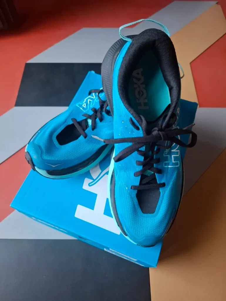 Used Hoka Mafate 5 bike — image 3 of 7