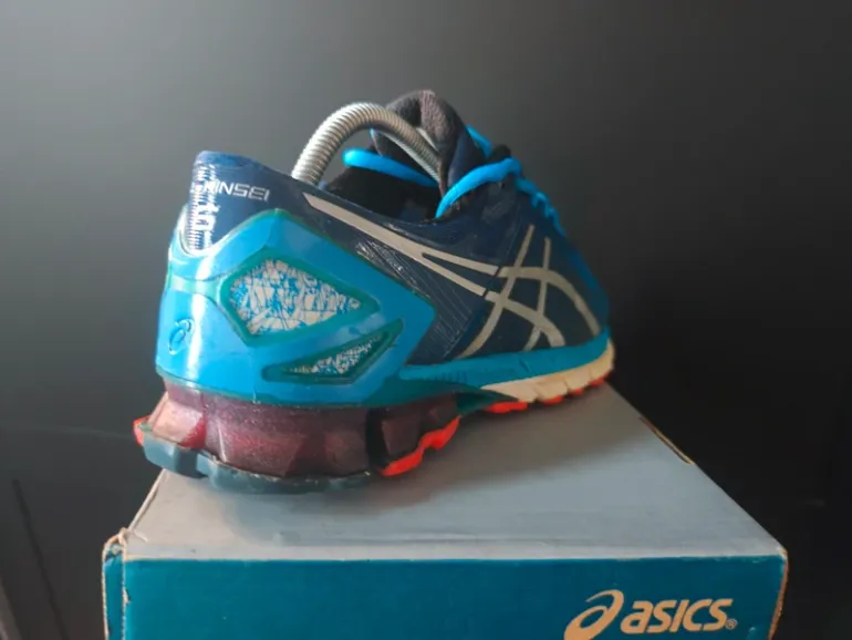 Used Asics GEL-KINSEI 6 bike — image 3 of 7