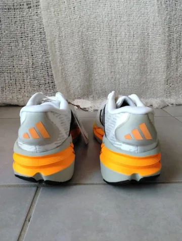 Used Adidas Adistar 4 M bike — image 4 of 6