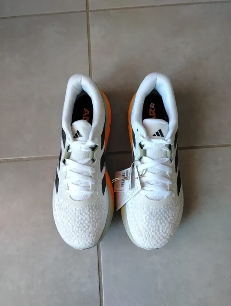 Used Adidas Adistar 4 M bike — image 5 of 6
