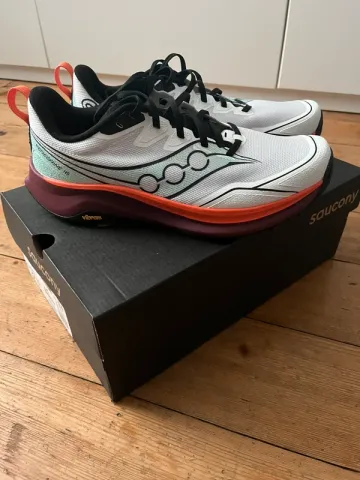 Used Saucony Peregrine 16 bike — image 1 of 5