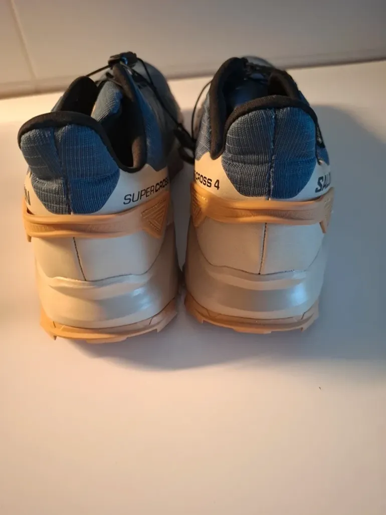 Tweedehands Salomon Trailrunning Shoes bike — afbeelding 4 van 8