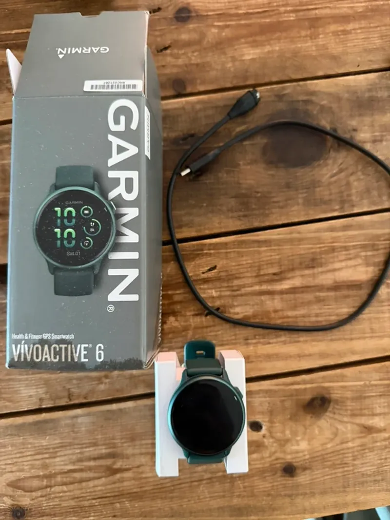 Used Garmin vivoactive 6 Electronics