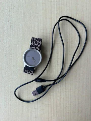 Used Garmin vivomove Style bike — image 5 of 5