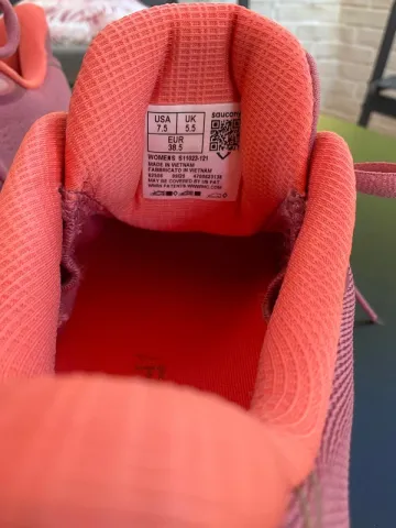 Used Saucony Triumph 23 bike — image 7 of 7