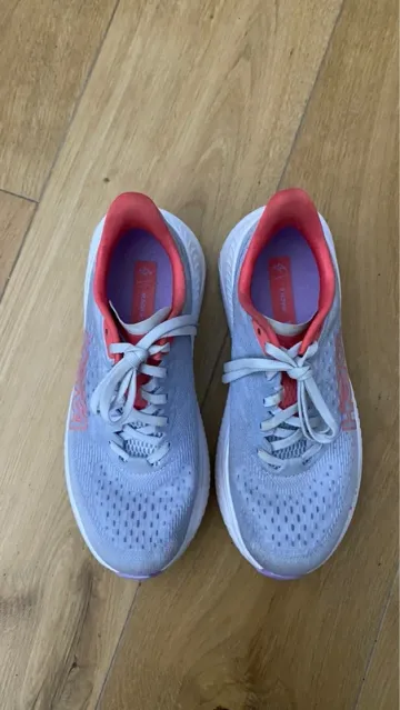 Used Hoka Running Shoes bike — image 2 of 9
