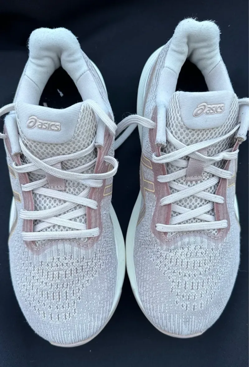 Used Asics Gel-Pulse 14 Running Shoes
