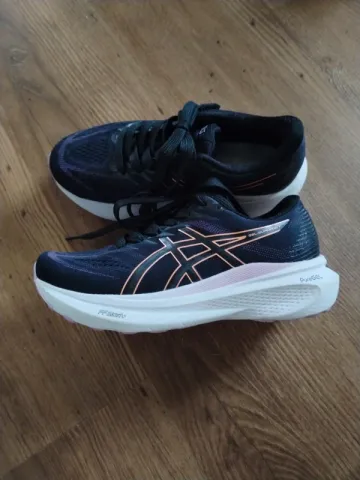 Used Asics Gel Superion 7 bike — image 1 of 4