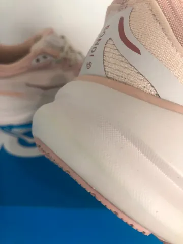 Hoka Bondi 9 bike d'occasion — image 8 sur 11