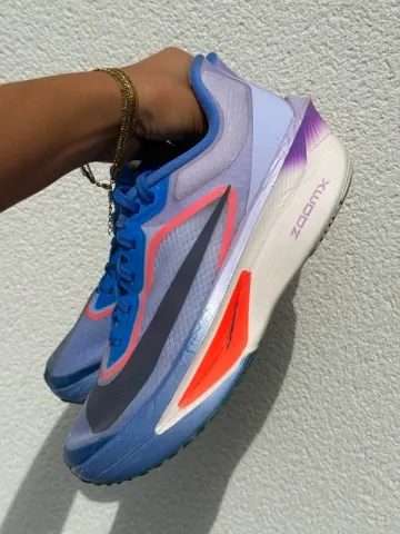 Nike ZoomFly 6 bike d'occasion — image 2 sur 11