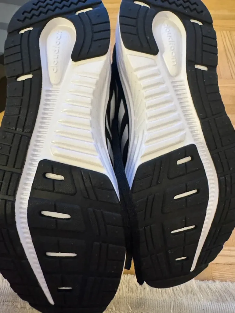 Used Adidas Galaxy 5 bike — image 3 of 6