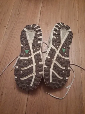 Used Brooks Running Shoes bike — image 2 of 11