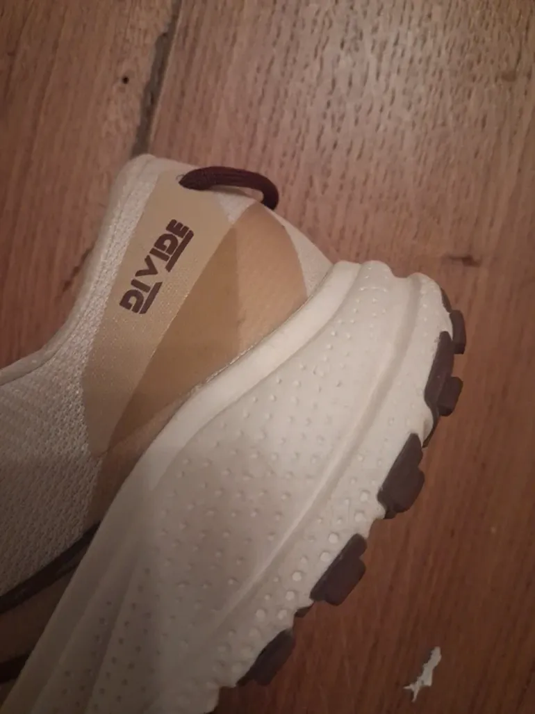 Used Brooks Running Shoes bike — image 10 of 11