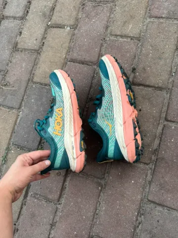 Hoka Mafate Speed 4 bike d'occasion — image 4 sur 11