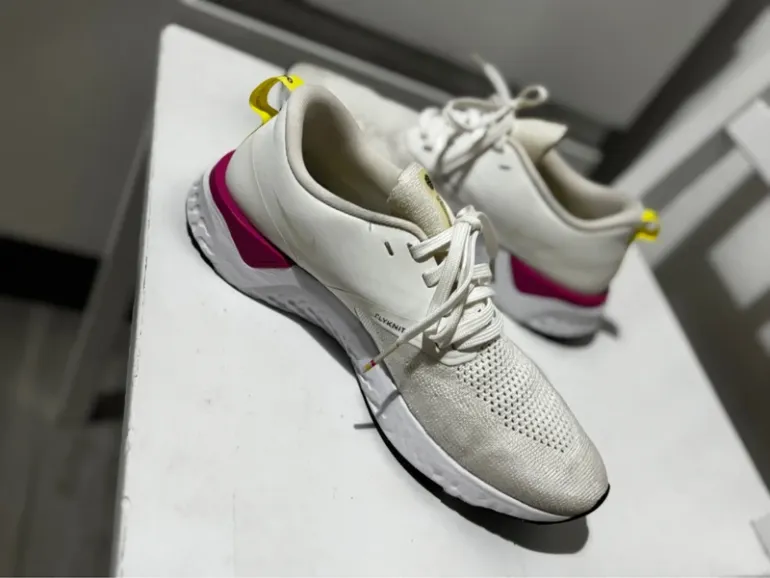 Nike Donna Shoes bike d'occasion — image 2 sur 15