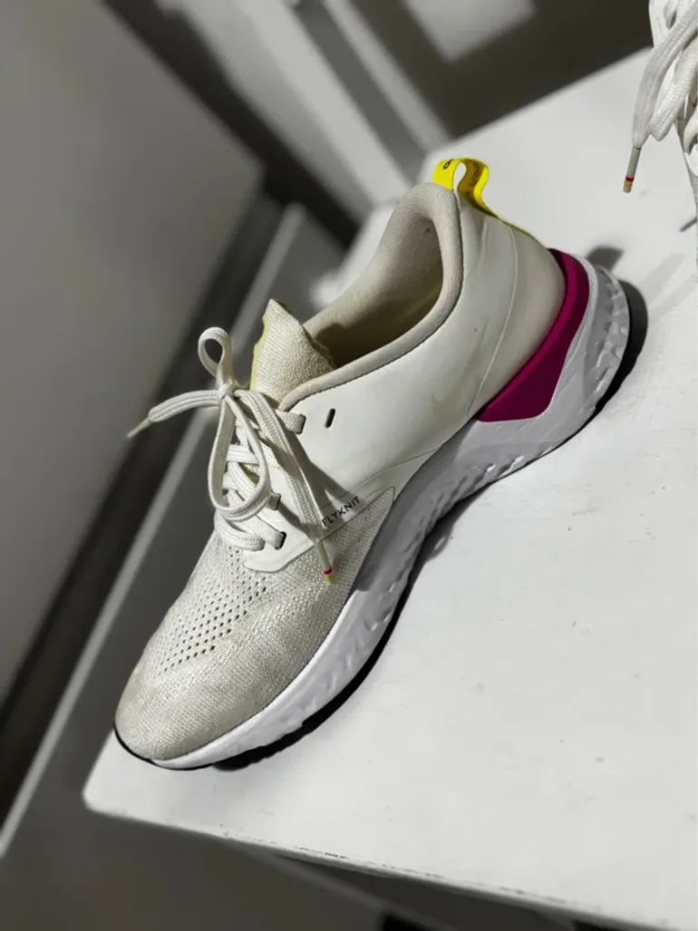 Nike Donna Shoes bike d'occasion — image 3 sur 15