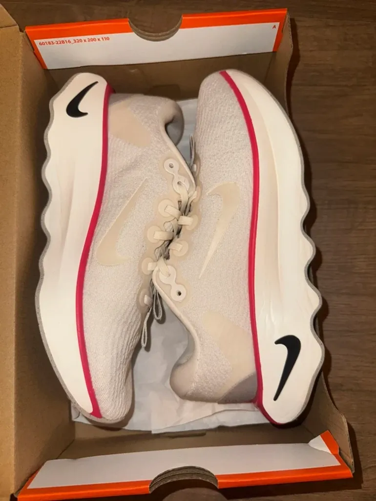 Nike Training Shoes bike d'occasion — image 6 sur 8