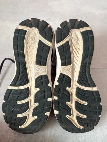 Used Asics Sportschuhe Größe 37 bike — image 5 of 5