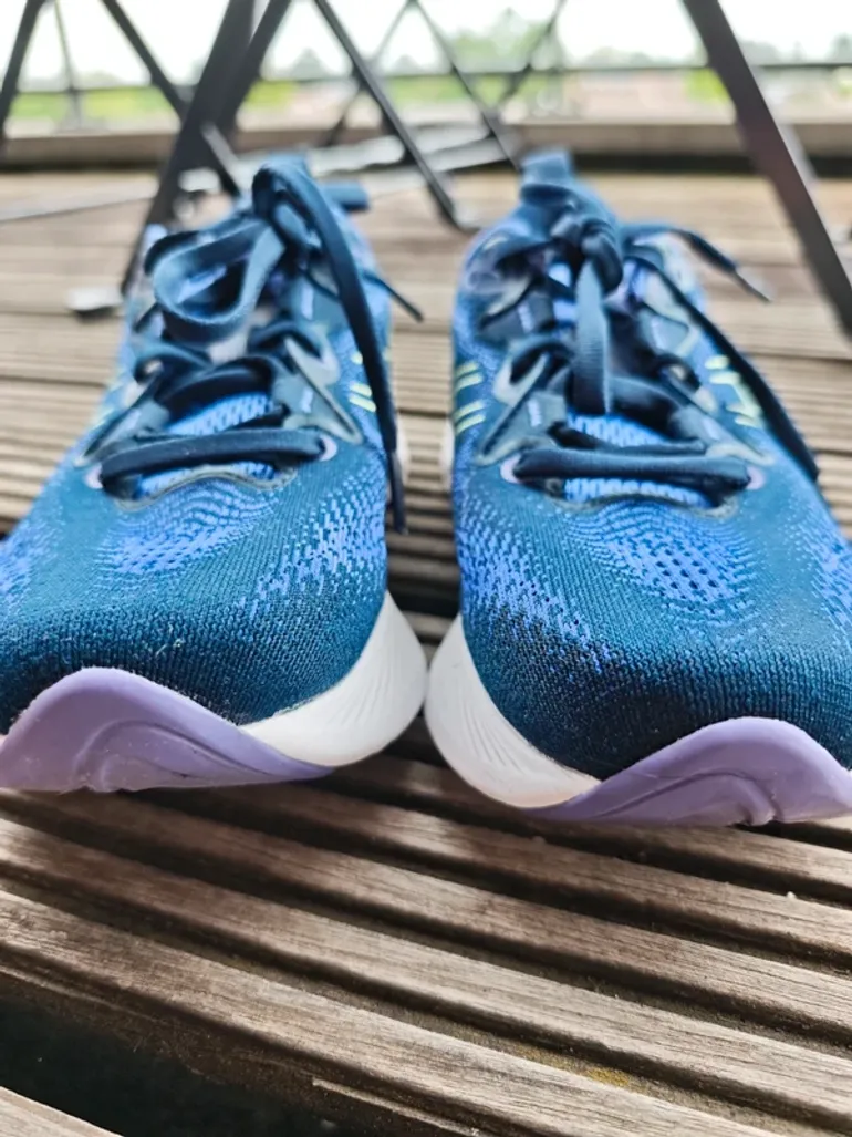 Used Asics Cumulus 25 bike — image 3 of 9