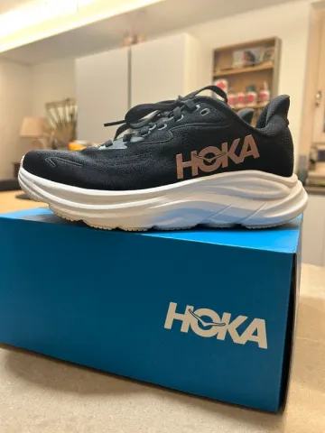 Použité Hoka Laufschuhe bike — obrázek 1 z 4