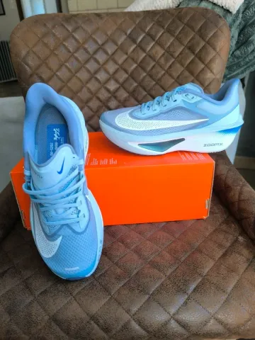 Used Nike Zoom Fly 6 bike — image 1 of 4