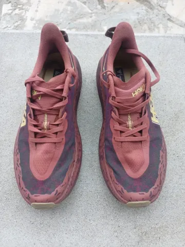 Used Hoka Speedgoat 6 bike — image 2 of 4