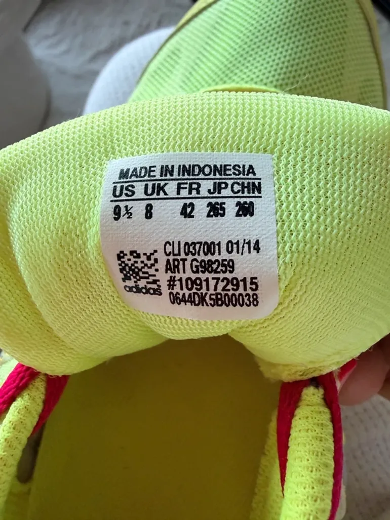 Used Adidas Running Sneakers bike — image 4 of 4