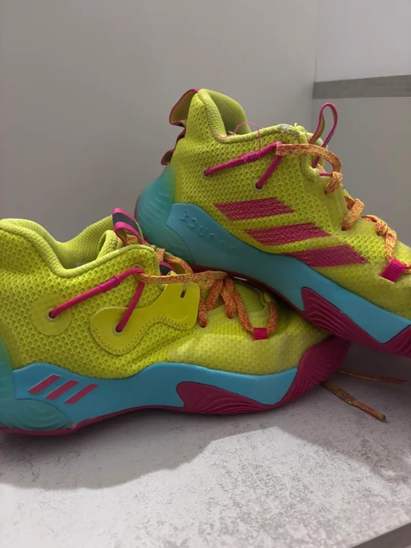 Used Adidas Sportschuhe Volleyball