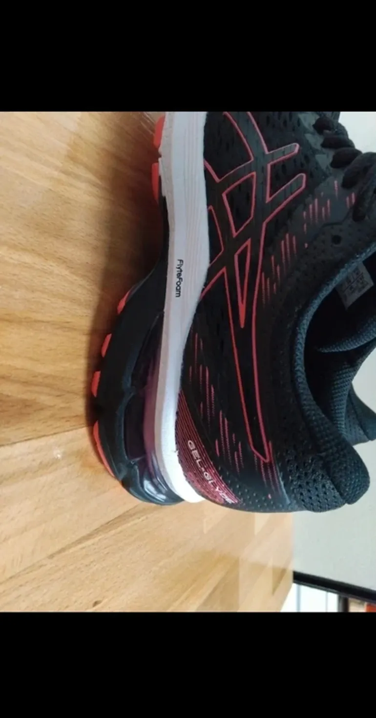 Used Asics Baskets bike — image 3 of 8
