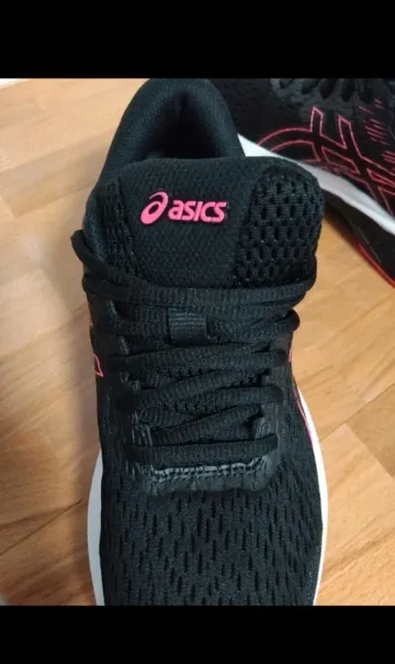 Used Asics Baskets bike — image 7 of 8