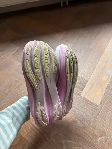 Použité Asics Nimbus 28 bike — obrázek 7 z 7