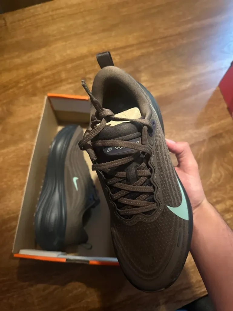 Used Nike Vomero Plus bike — image 2 of 6