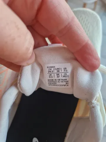 Použité Asics Gel-Yasura bike — obrázek 7 z 7