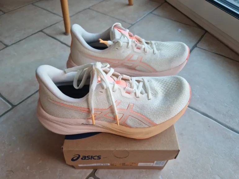 Použité Asics Gel-Yasura bike — obrázek 4 z 7